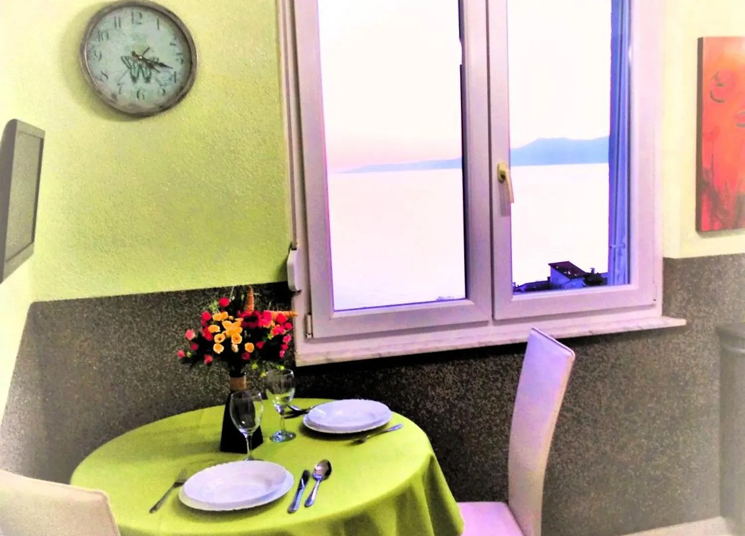 Apartment With View In 리예카
